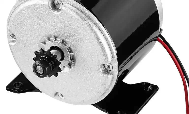 Closeup of the DC motor shaft